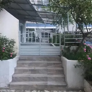 Roisin , Sarandë Albania